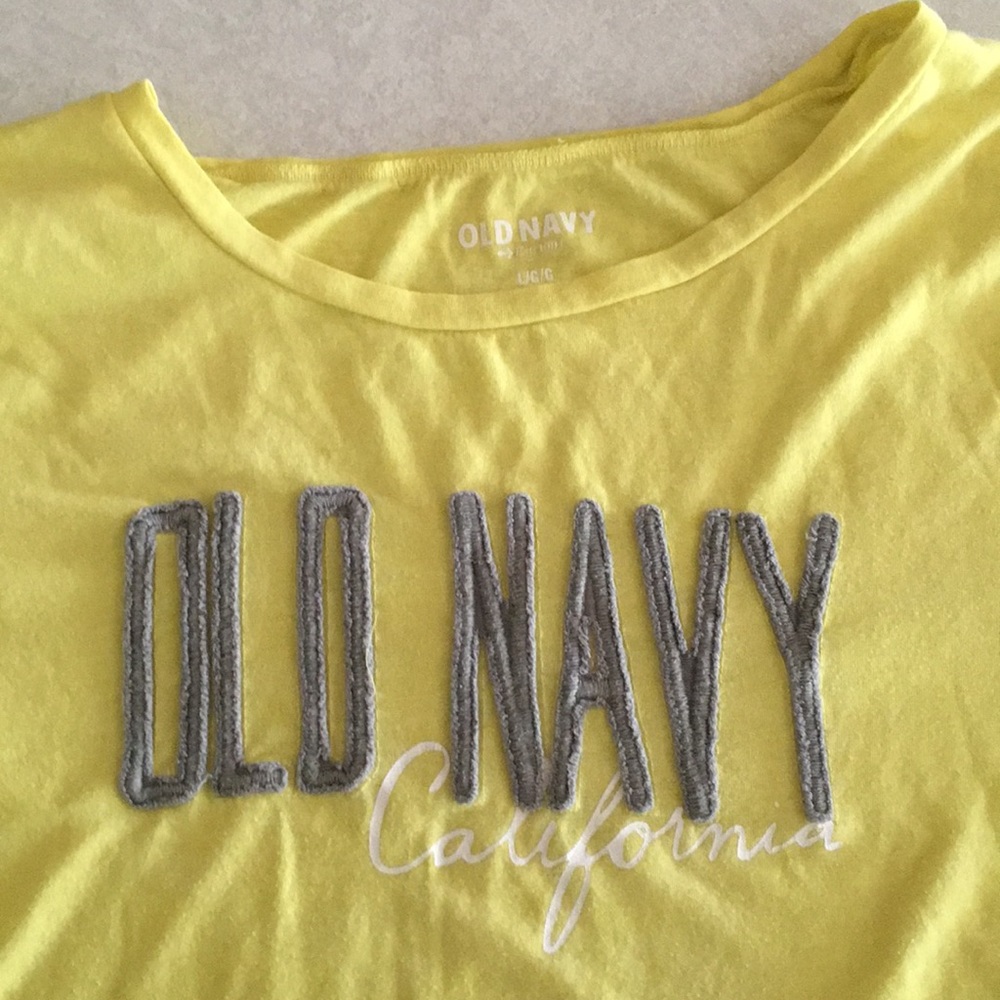 2 Old Navy Tees